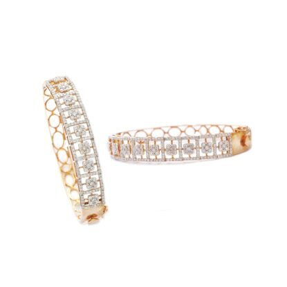 Charming diamond bracelet